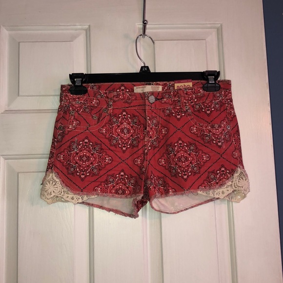 No Boundaries Pants - Patterned Jean Shorts